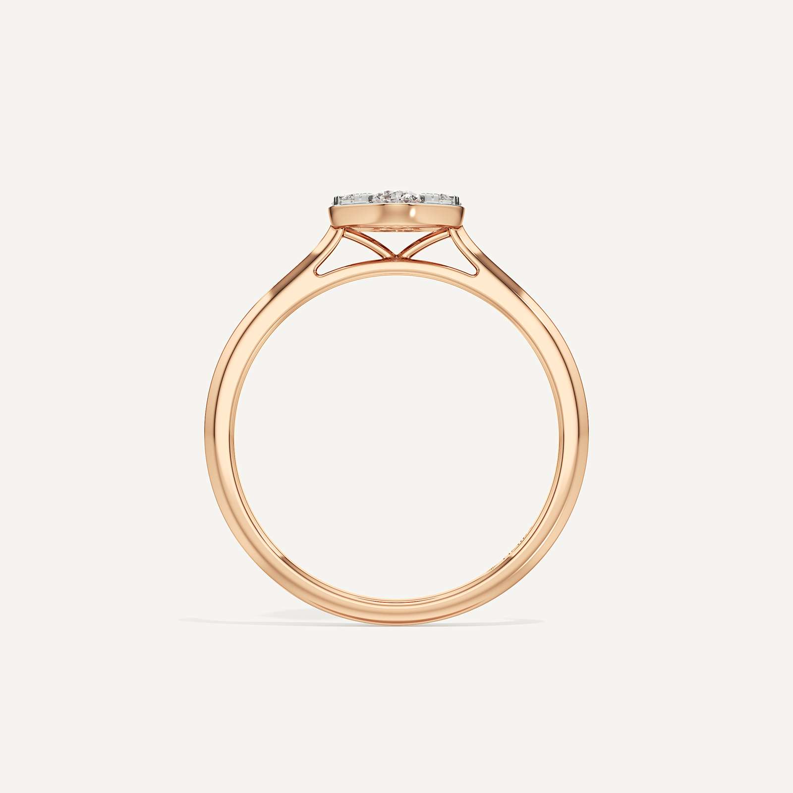 Pull Oval Diamond Ring