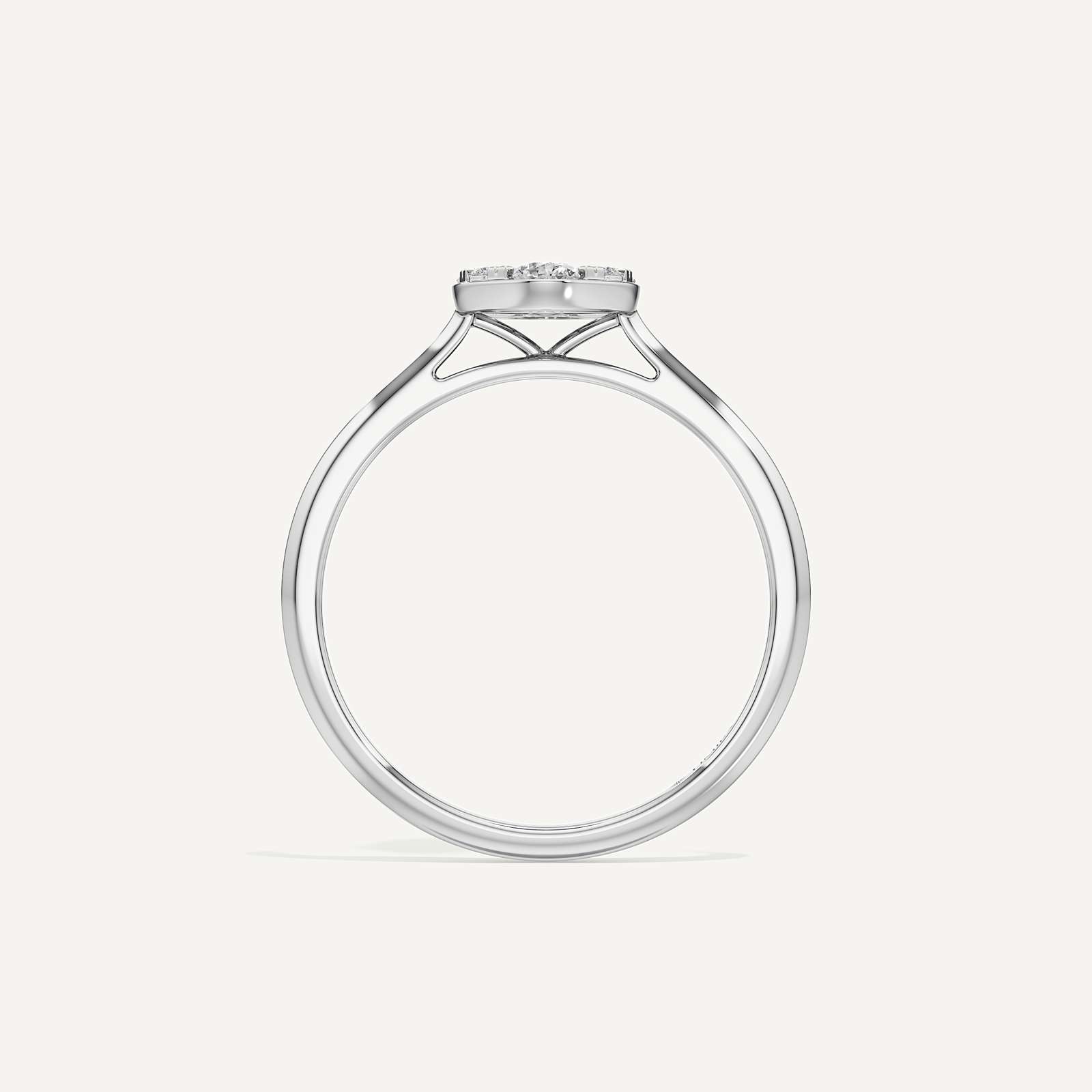 Pull Oval Diamond Ring